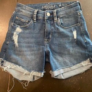 Arizona mid-rise shorts